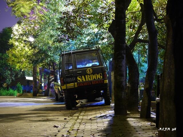 KEINDAHAN SETU BABAKAN pada malam hari