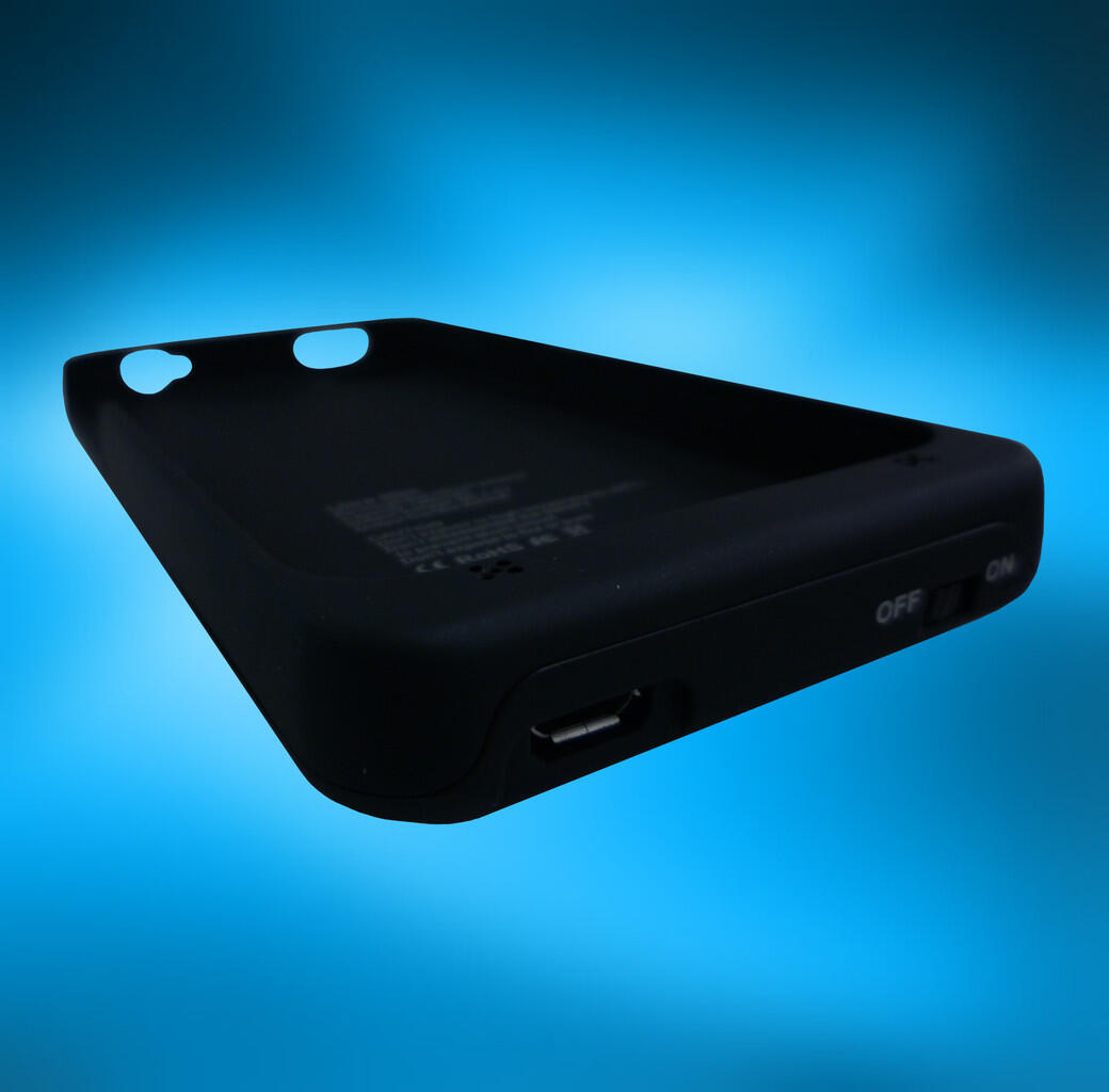 POWER BANK CASE IPHONE FOR 4/4S DF 101 (1900.mah) 'RAPID'