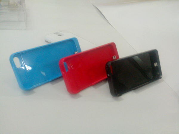 POWER BANK CASE IPHONE FOR 5/5S DEF 203 (2200.mah) 'RAPID'