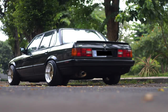 BMW E30 318i (M40) Salah Satu Model Terawet Dari Pabrikan Mobil BMW