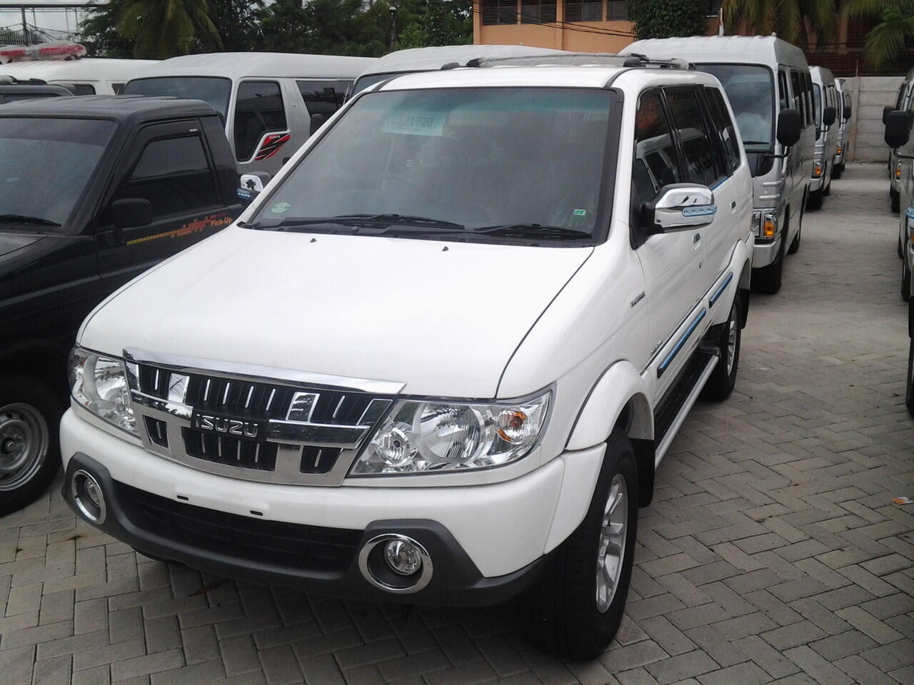 Panther Grand Touring 2014 Baru