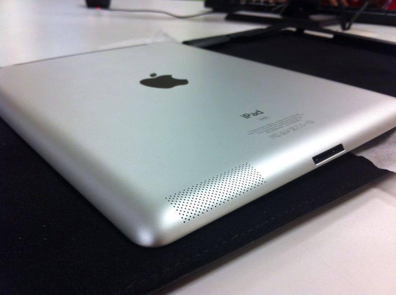 WTS IPAD 2 64 GB 3G/WIFI MULUS ABIS