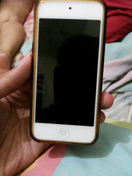 edisi belum laku laku.. IPOD TOUCH 5GEN 32 GB LOCK ICLOUD