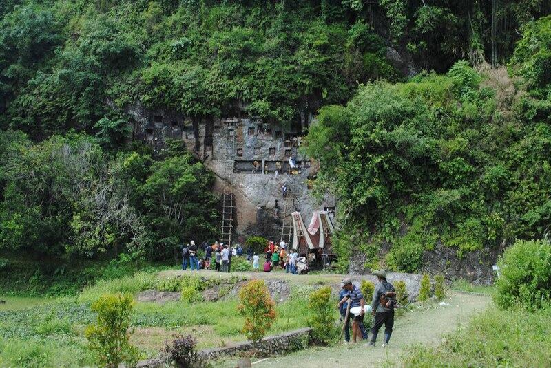 [Share] Ritual Ma' Nenek 2013 - Toraja