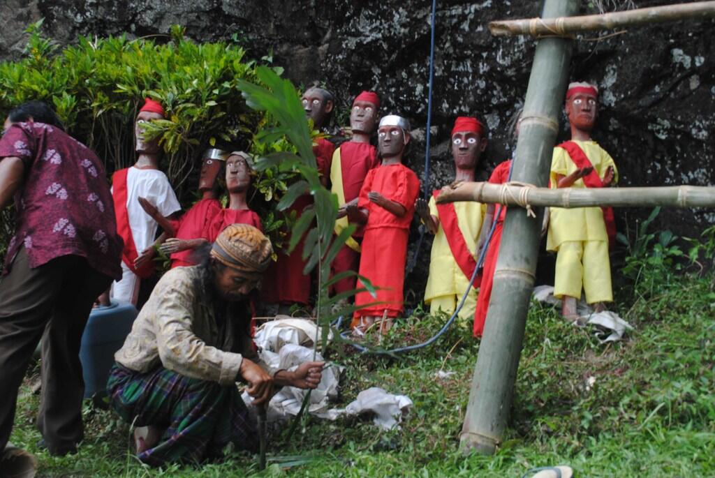 [Share] Ritual Ma' Nenek 2013 - Toraja