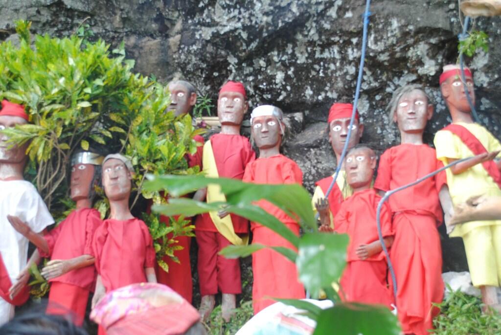 [Share] Ritual Ma' Nenek 2013 - Toraja