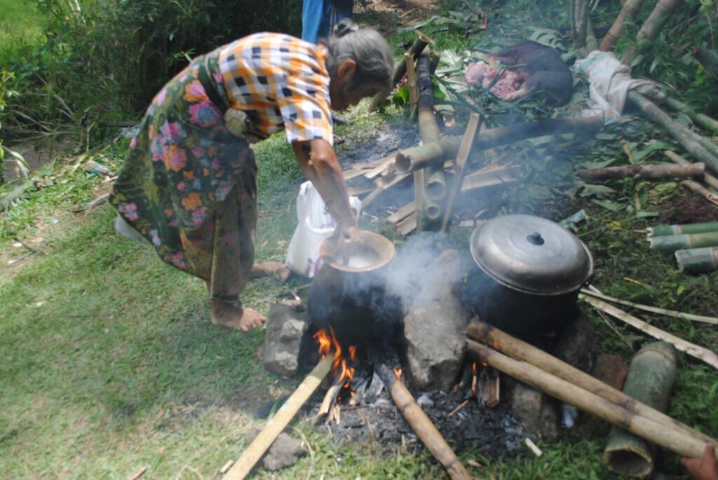 [Share] Ritual Ma' Nenek 2013 - Toraja