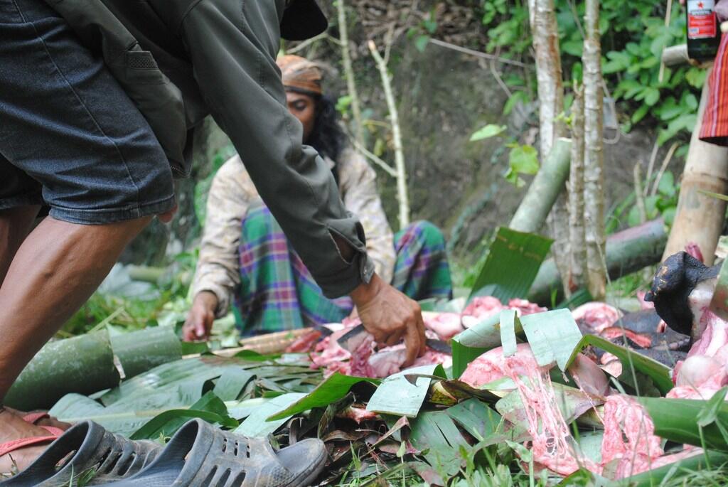 [Share] Ritual Ma' Nenek 2013 - Toraja
