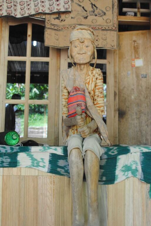 [Share] Ritual Ma' Nenek 2013 - Toraja