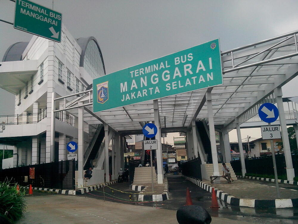 Resmikan Terminal Manggarai, Jokowi Diteriaki "Pak Presiden, Pak Presiden!"