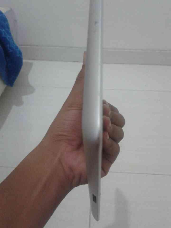 IPAD 2 3G+WIFI 64GB (white) FULLSET!!! BARANG BAGUS!