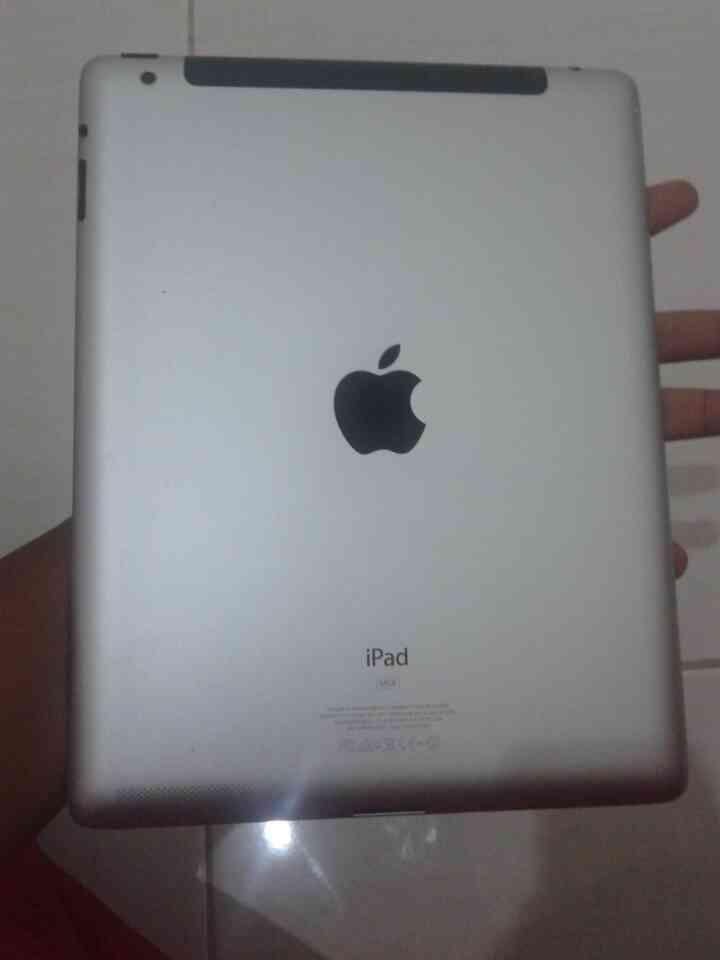 IPAD 2 3G+WIFI 64GB (white) FULLSET!!! BARANG BAGUS!