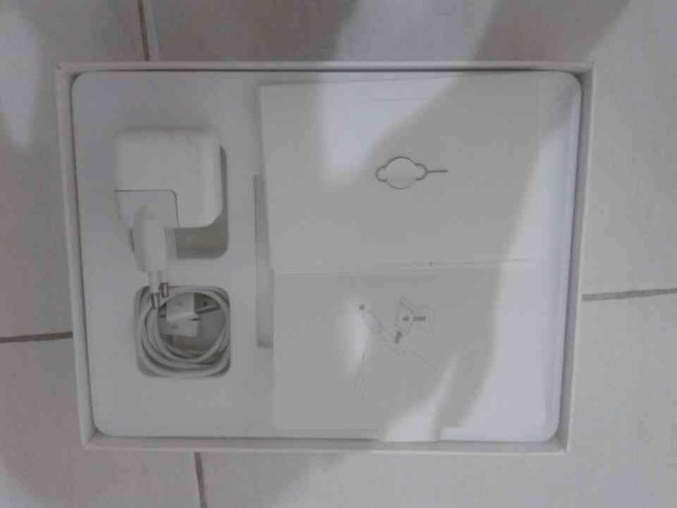 IPAD 2 3G+WIFI 64GB (white) FULLSET!!! BARANG BAGUS!