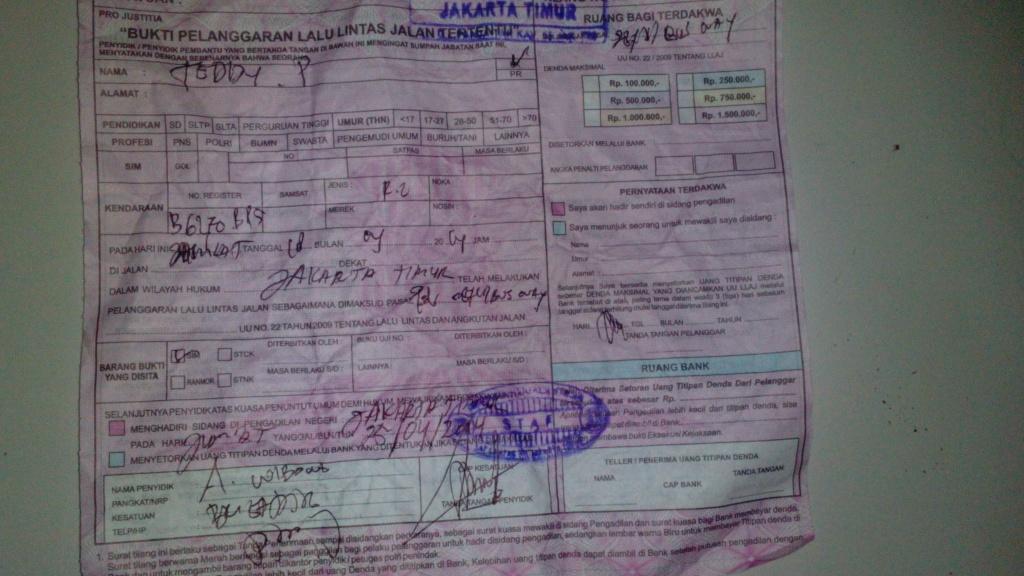 &#91;HELP&#93; POLISI SIALAN !!!