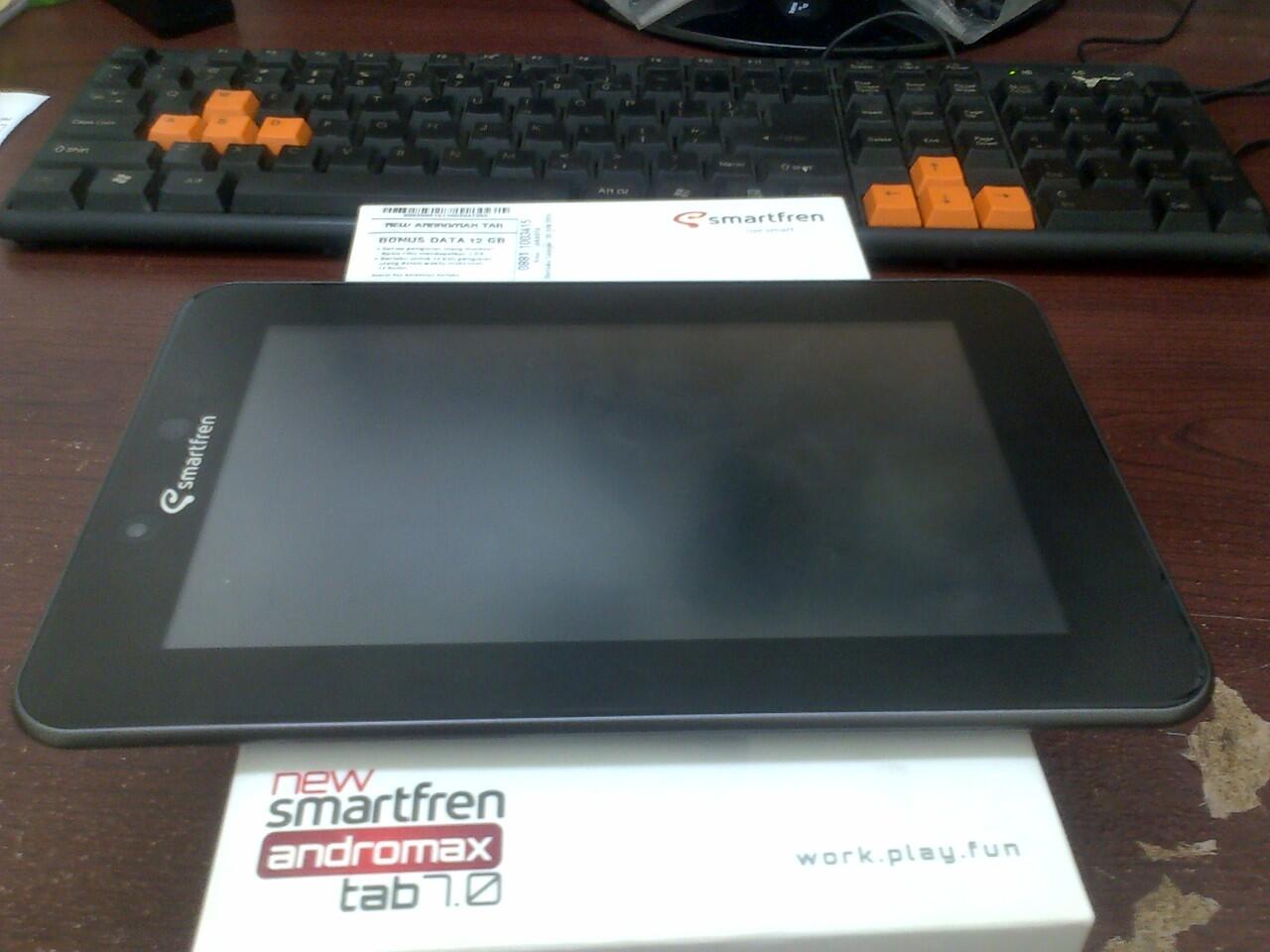 Smartfren Andromax Tab 7.0 Fulset