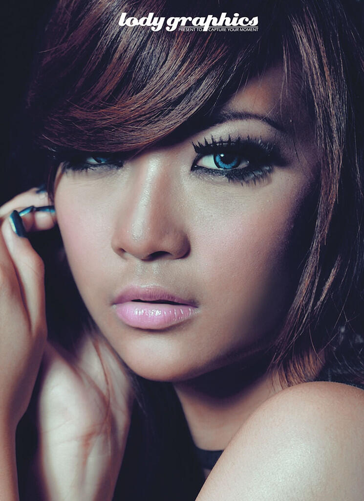 Yvonne Photoshot ( Cute Model )