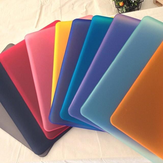 CASE MACBOOK DUSTPLUG KEYBOARD PROTECTOR