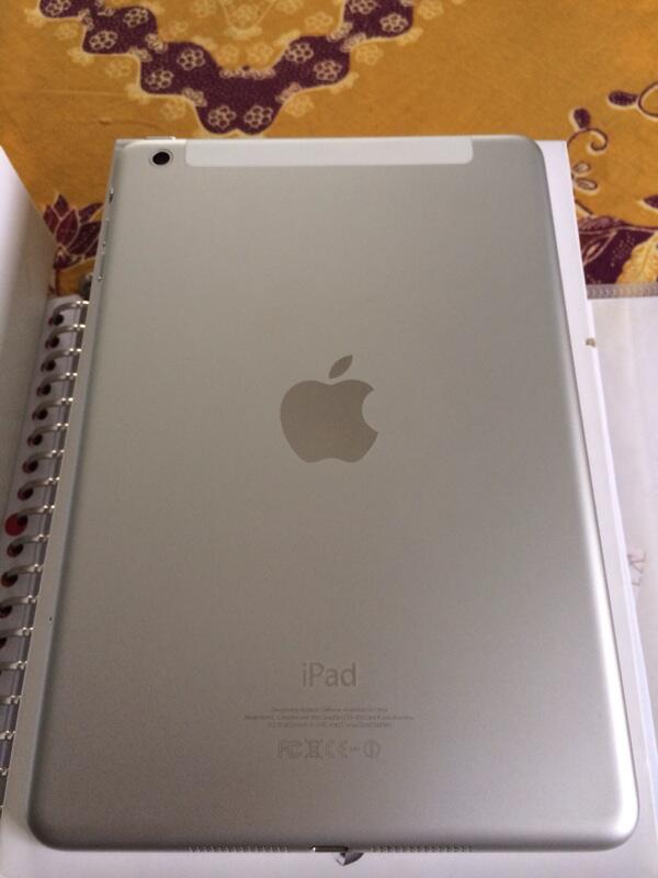Ipad mini 16gb 3g+wifi mulus murah no batangan