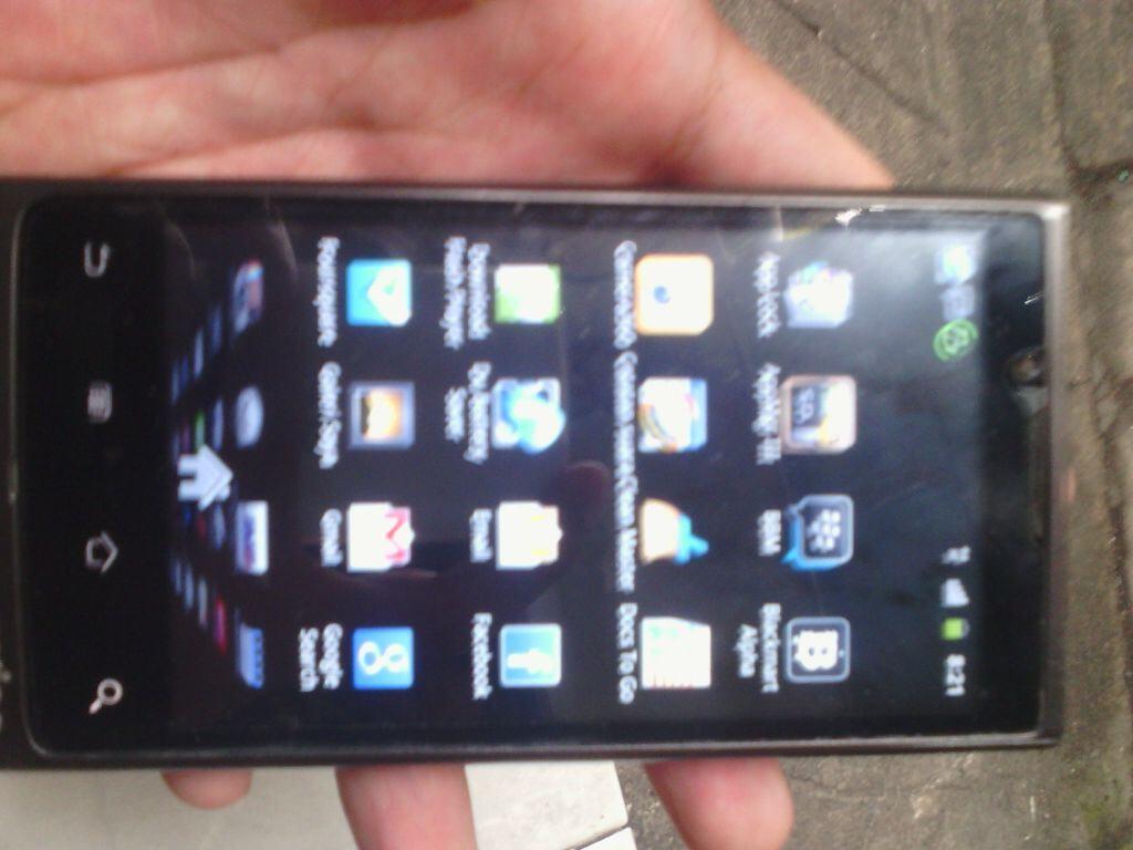 JUAL CEPAT android MURAH AXIOO VIGO 410 Surabaya SBY