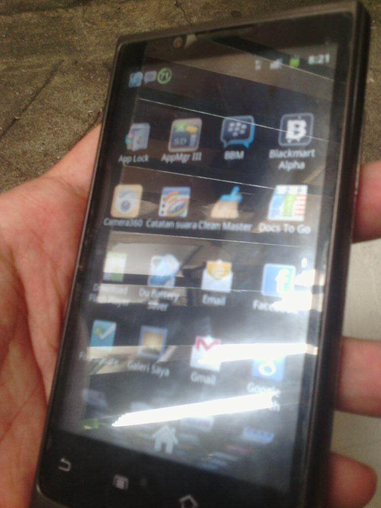 JUAL CEPAT android MURAH AXIOO VIGO 410 Surabaya SBY