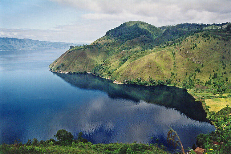 5 Danau Terunik di Dunia