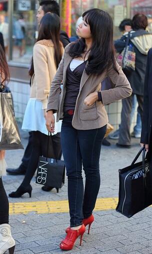 Gaya Fashionable Wanita di Kota Jepang (Mana Yang Paling Fashionable Gan)