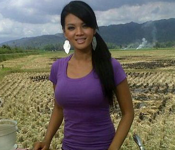 &#91;PIC&#93; Foto Mesum Suami Farah Quenn &#91;Paraaahhh&#93;