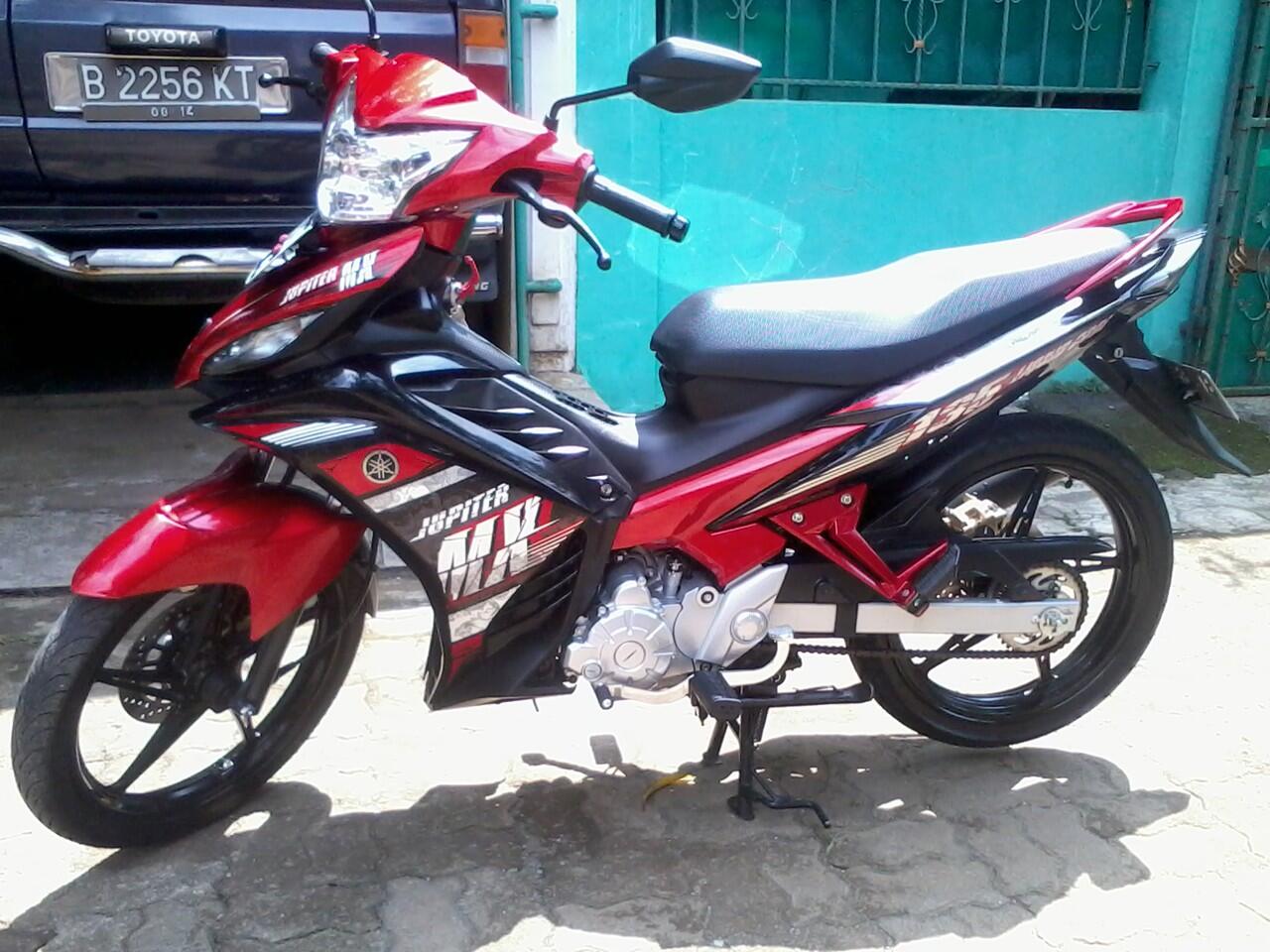 Terjual jual  motor  yamaha  Jupiter  MX  2013  warna merah 