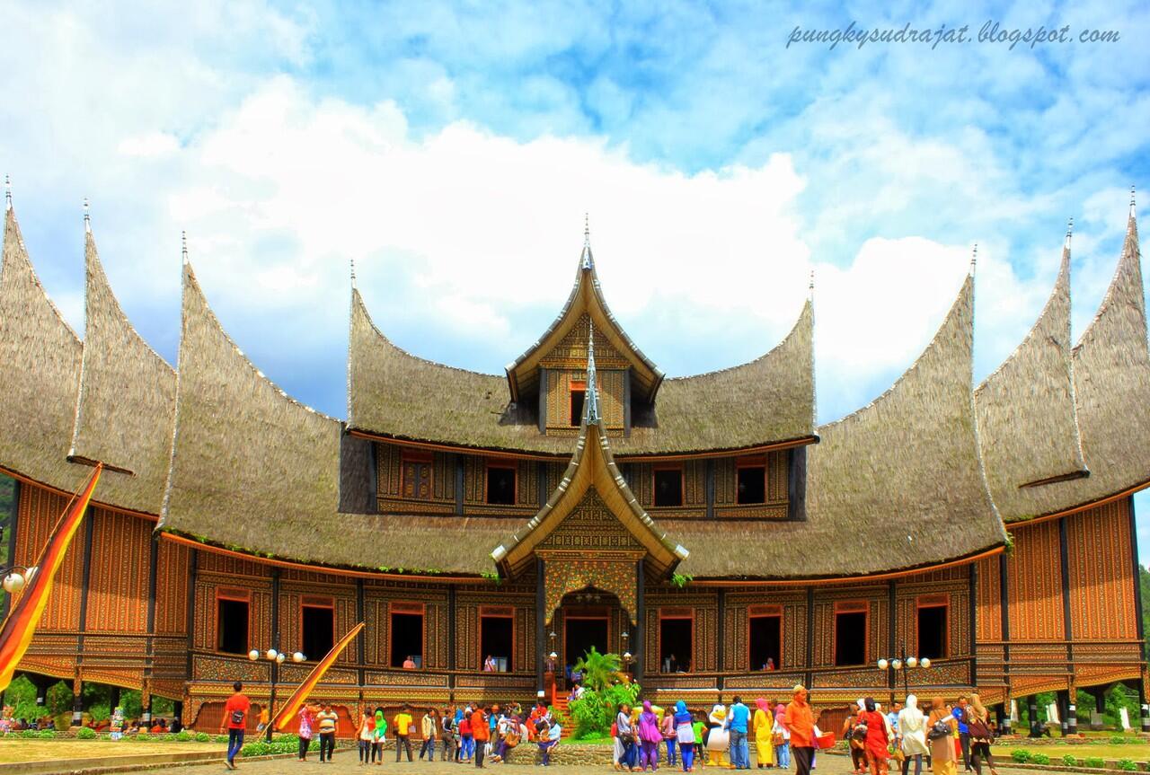 Yuk Liburan Ke Minangkabau #KelilingIndonesia