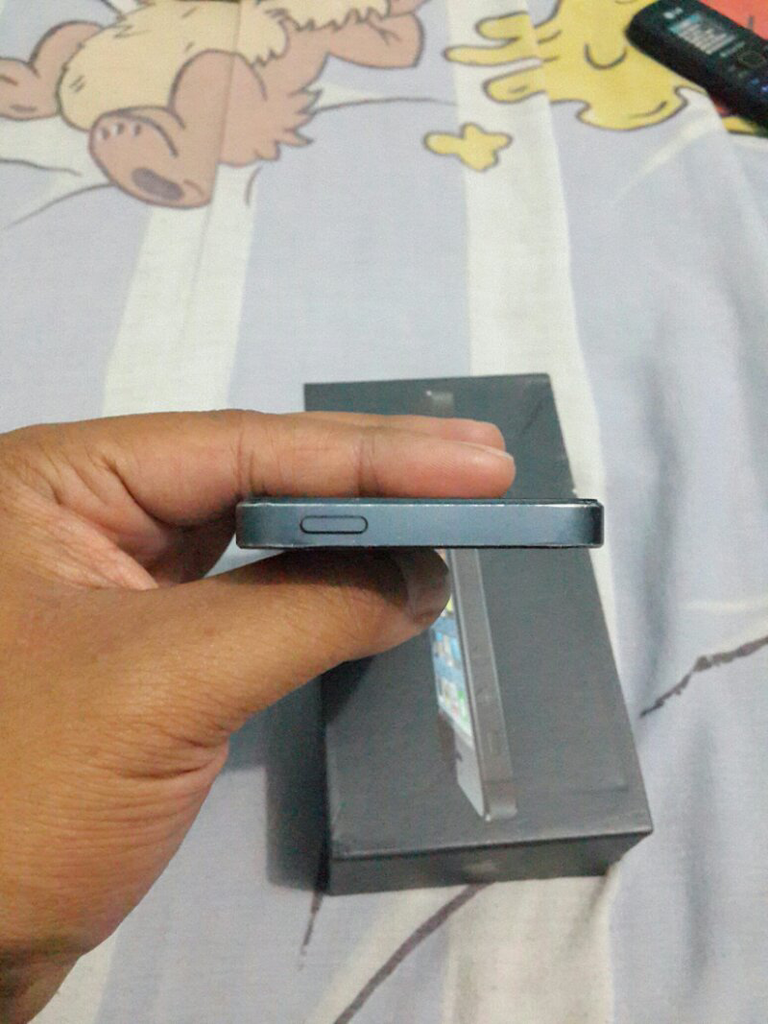 iphone 5 16gb FU Black Ex Indo Fullset Jogja