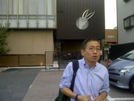 Kisah Profesor Jepang Yang Pernah Mengamen Di Jakarta