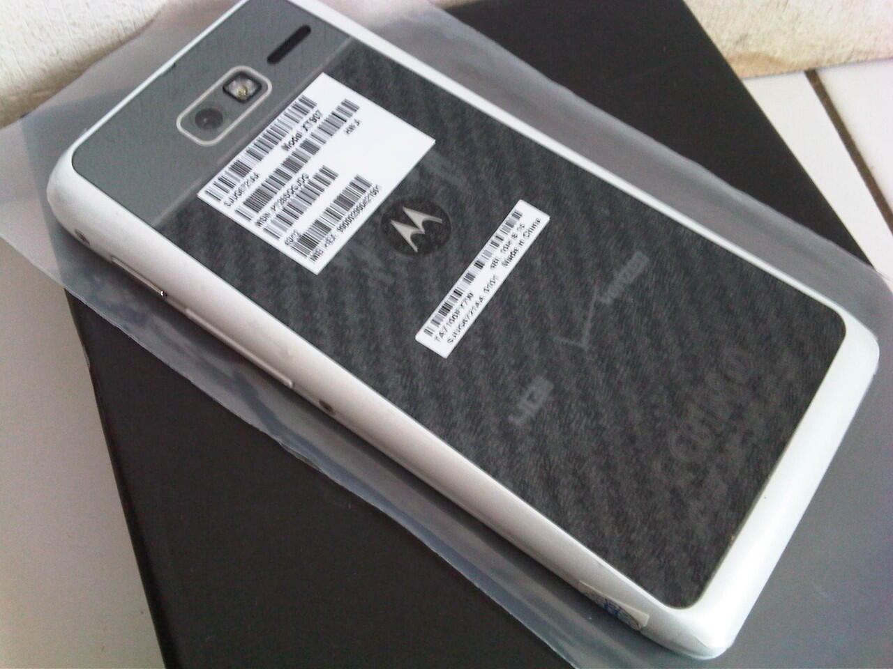 Android Motorola MOTO RAZR M XT907 VERIZON ExUs Gsm-Cdma ruim Mulus ajib Fullset