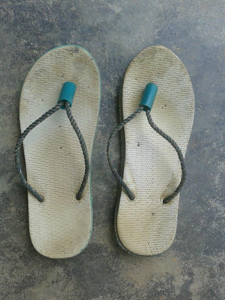 Sandal Jepit Overclock