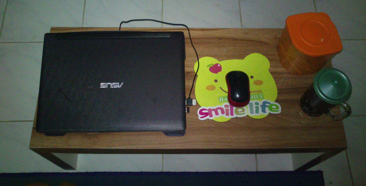 wts Meja Laptop ELEGAN