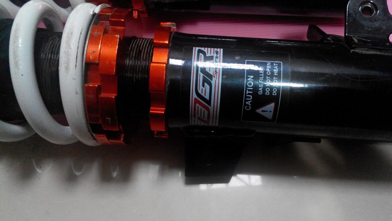 Cari Jual COILOVER (per + shock) merk DGR untuk FORD 
