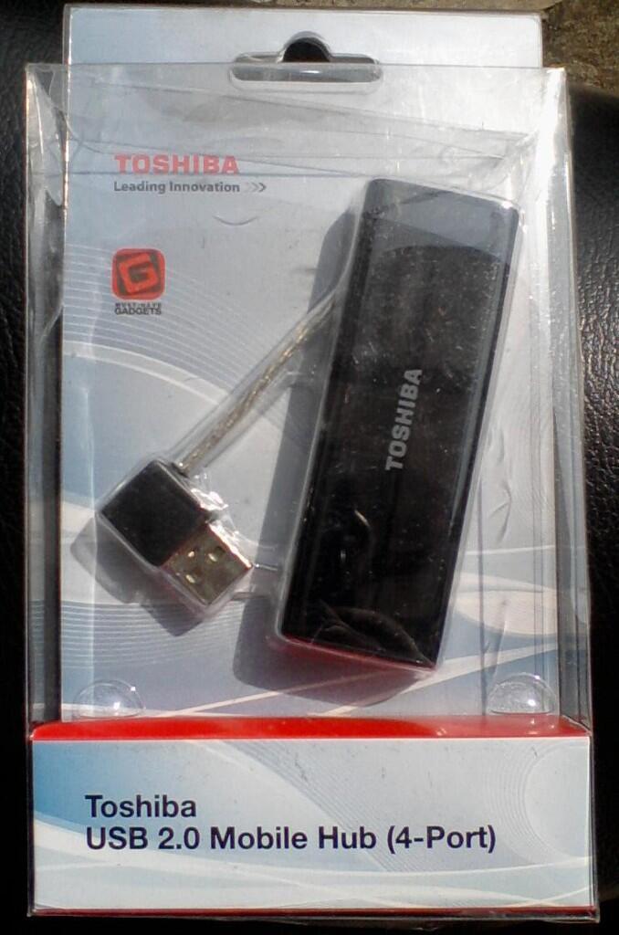 Toshiba USB 2.0 Mobile HUB 4 Port