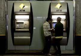 Tips Aman Menggunakan ATM