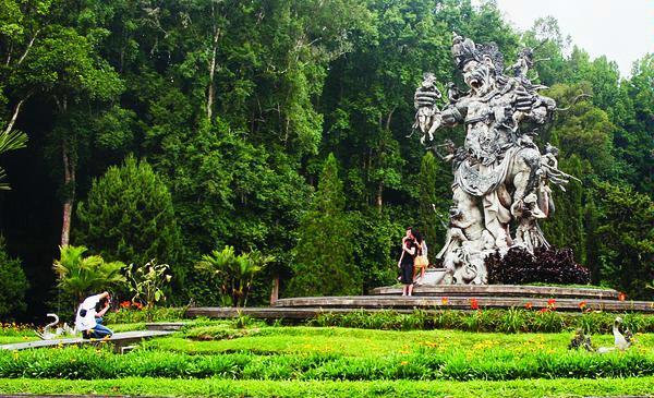 Tempat- Tempat Yang Dapat Dikunjungi di Bali