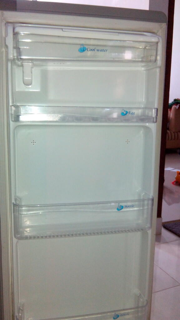 jual lemari es Toshiba Glacio GR 170 Bogor