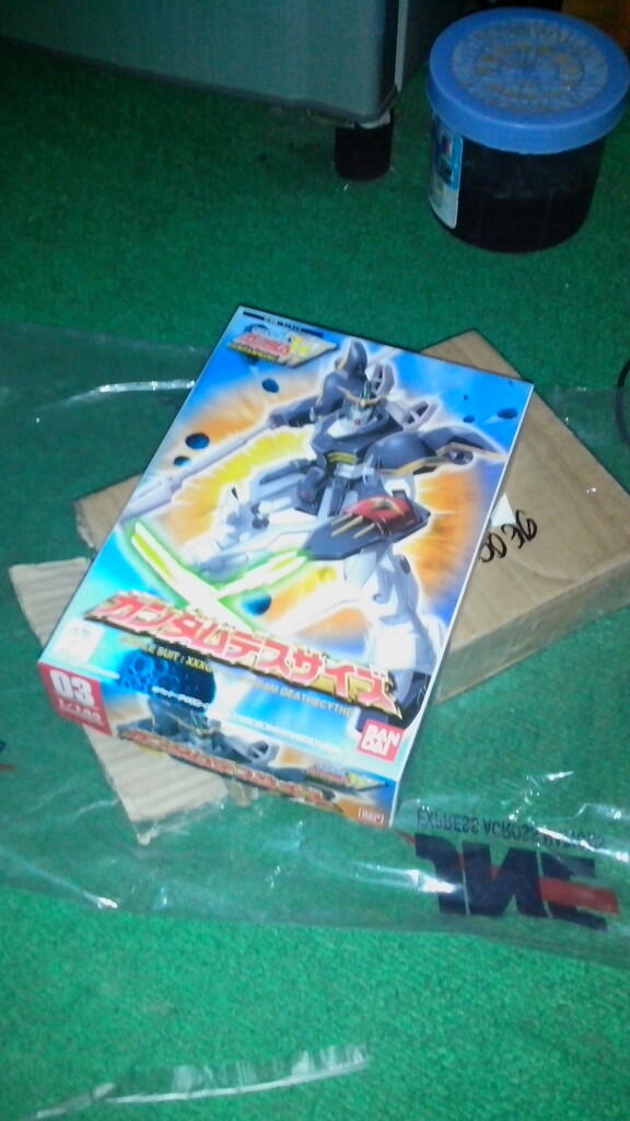 NON GRADE 1/144 GUNDAM WING SERIES BANDAI