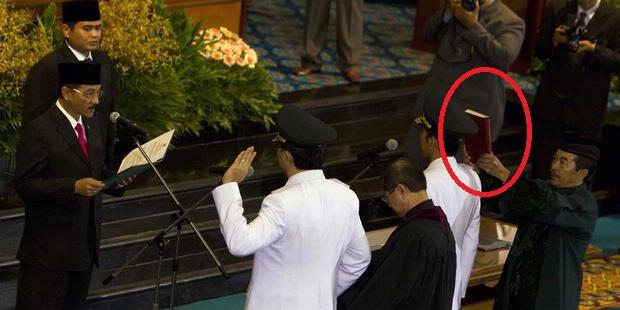 Bukan Jokowi yang Akan Dilantik Jadi Presiden…!! #WHY