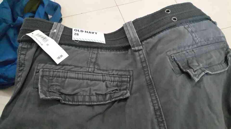 Terjual WTS Celana Pendek Cargo OLD NAVY  100 Original 