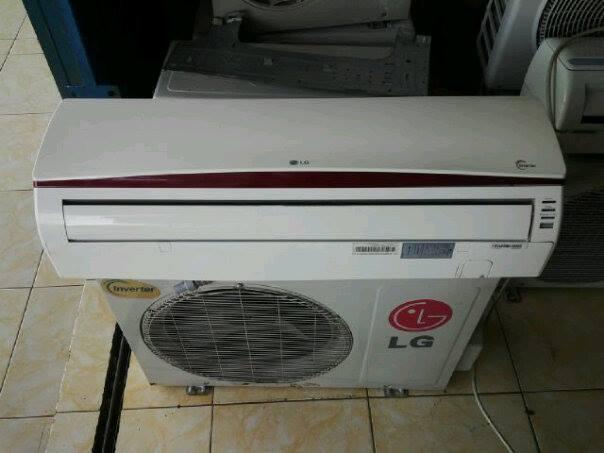 Air Conditioner LG Inverter 1 pk (2nd)...