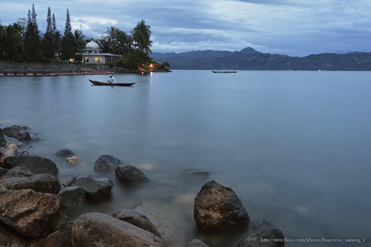 DANAU-DANAU MENAKJUBKAN YANG ADA DI INDONESIA