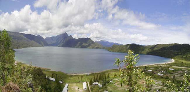 DANAU-DANAU MENAKJUBKAN YANG ADA DI INDONESIA