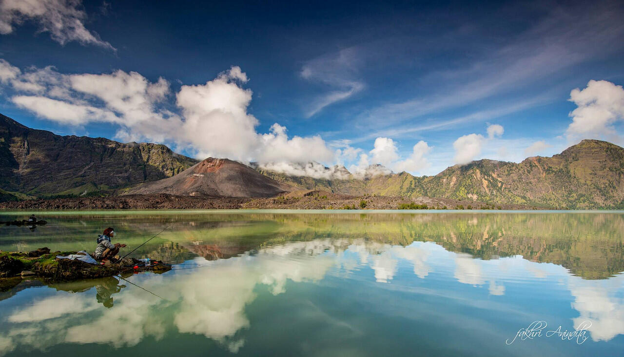 DANAU-DANAU MENAKJUBKAN YANG ADA DI INDONESIA
