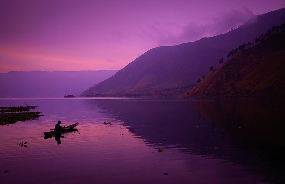 DANAU-DANAU MENAKJUBKAN YANG ADA DI INDONESIA