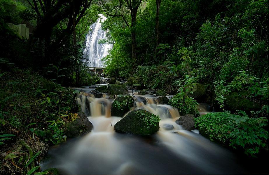DANAU-DANAU MENAKJUBKAN YANG ADA DI INDONESIA