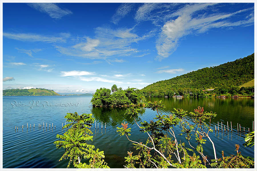 DANAU-DANAU MENAKJUBKAN YANG ADA DI INDONESIA