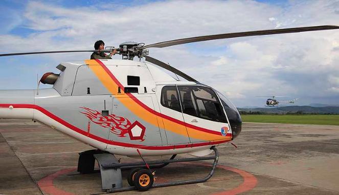 Pilot Helikopter cantik Satu-Satunya yang dimiliki TNI AU 